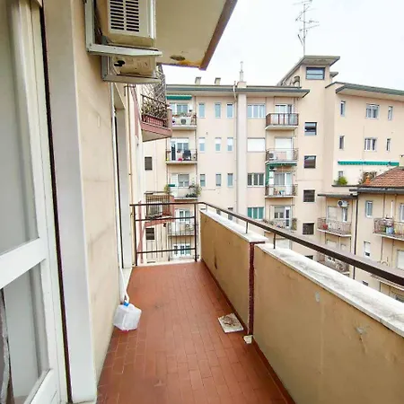 Darsena House *