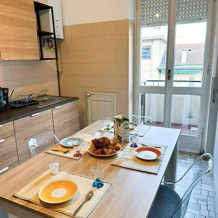 Darsena House Apartment Milan